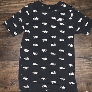 Youth boys Nike T-shirt.  Size large black with white Nike all over shirt.